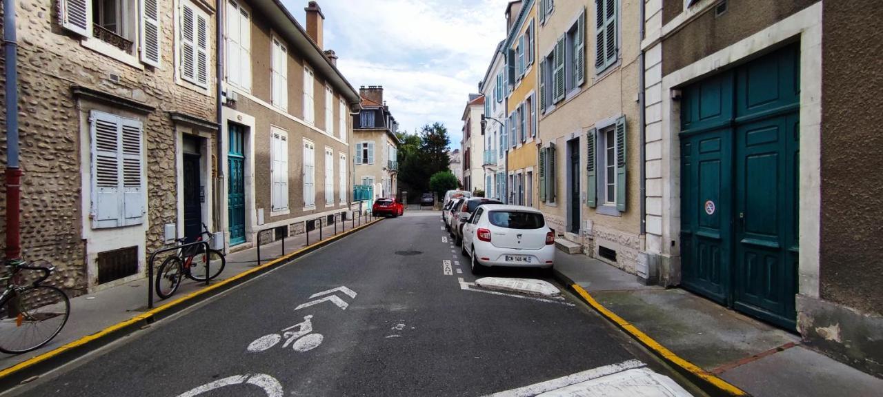 Studio Cosy Renove-2 Pers-quartier Halles-bureau